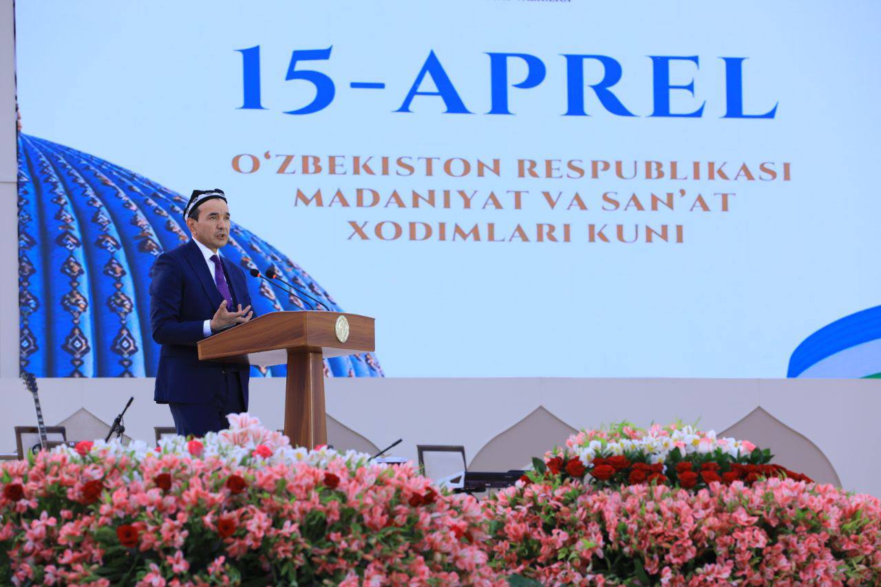 Andijon viloyatining Yangi O’zbekiston bog’ida 15-aprel — “Madaniyat va san'at xodimlari kuni” munosabati bilan bayram tadbiri bo’lib o’tmoqda.