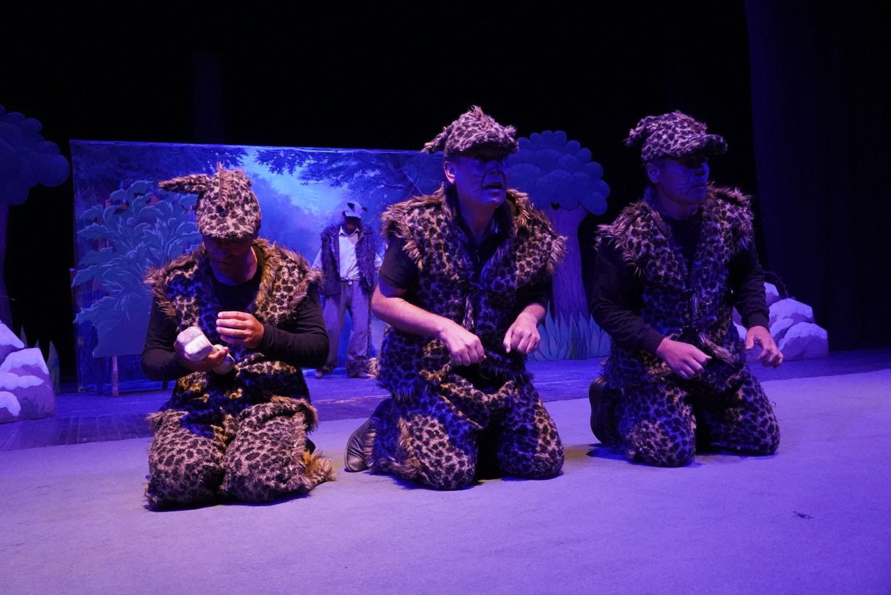 🎭 “Dolzarb 90 kun” loyihasi doirasida teatrlashtirilgan tomosha