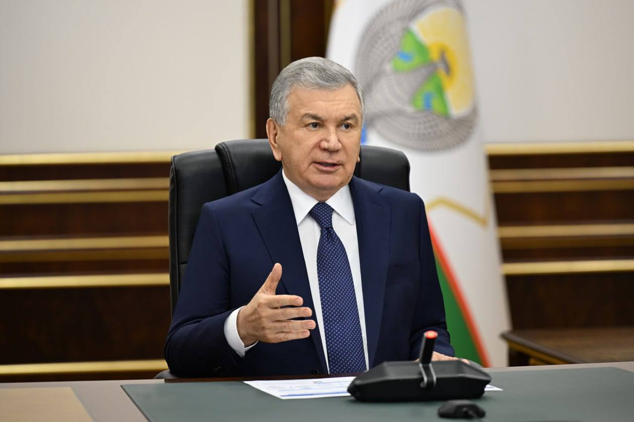 Prezident Shavkat Mirziyoyev san’at va hunarmandchilik sohalariga oid takliflarni ko‘rib chiqdi