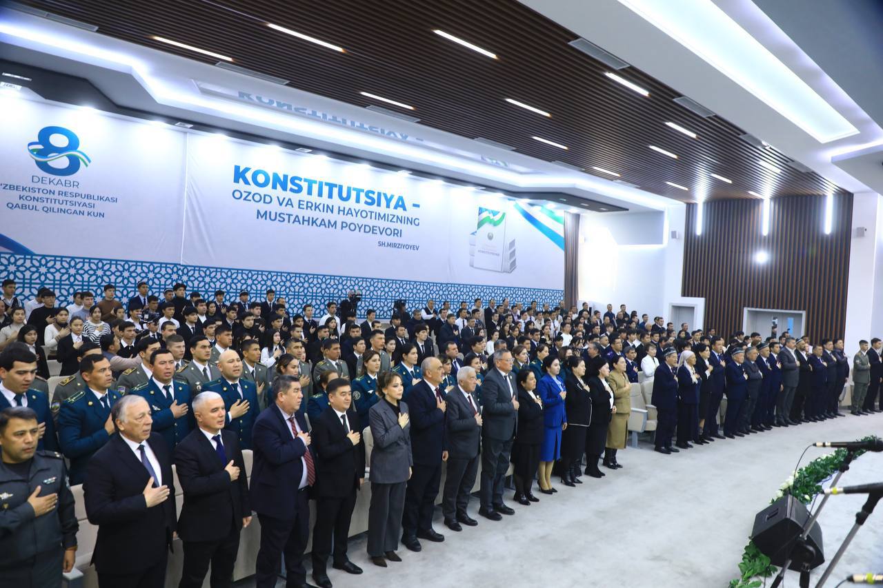 Andijonda O‘zbekiston Respublikasi Konstitutsiyasi qabul qilingan kun keng nishonlandi